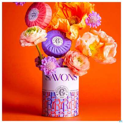 Sie sehen eine Packung Seifen Roger & Gallet Trio/fleur De Figiuer +fleur D'osmanth+lavan 1pk, Produktbild: 03 Seifen Roger & Gallet Trio/fleur De Figiuer +fleur D'osmanth+lavan 1pk, A-Nr.: 5885753 - 03