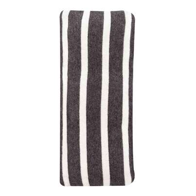 Sie sehen eine Packung Kirschkernkissen Strick BW Silberstreifen, Produktbild: 01 Kirschkernkissen Strick BW Silberstreifen, A-Nr.: 5400081 - 01