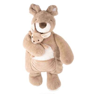 Sie sehen eine Packung Kuschelfamilie Wärmflasche Känguru Pearl & Baby Pollie, Produktbild: 01 Kuschelfamilie Wärmflasche Känguru Pearl & Baby Pollie, A-Nr.: 5912237 - 01