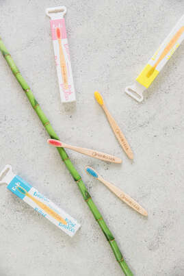 Nordics Öko Zahnbürste Kids Bambus mit pinken Borsten, A-Nr.: 5332037 - 04