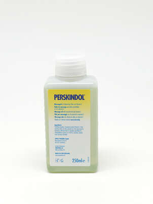 Sie sehen eine Packung Perskindol Massage Öl, Produktbild: 02 Perskindol Massage Öl, A-Nr.: 2058268 - 02