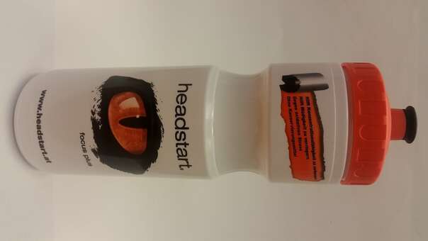 Sie sehen eine Packung headstart focus plus Getränkeflasche 0,8L, Produktbild: 01 headstart focus plus Getränkeflasche 0,8L, A-Nr.: 3861866 - 01